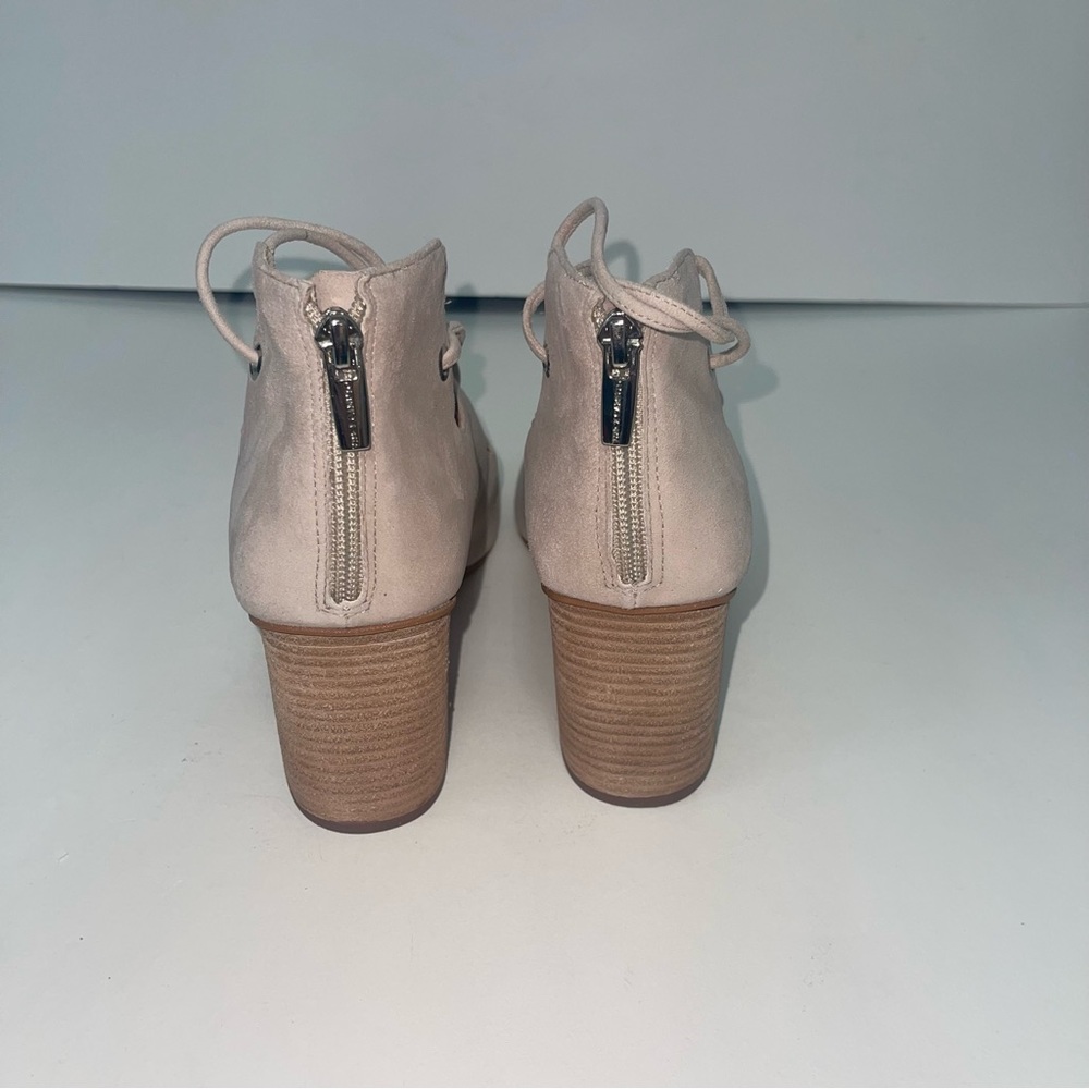 Vince Camuto Nahara Sandal In TIPSY TAUPE / New In Box - Picture 7 of 13